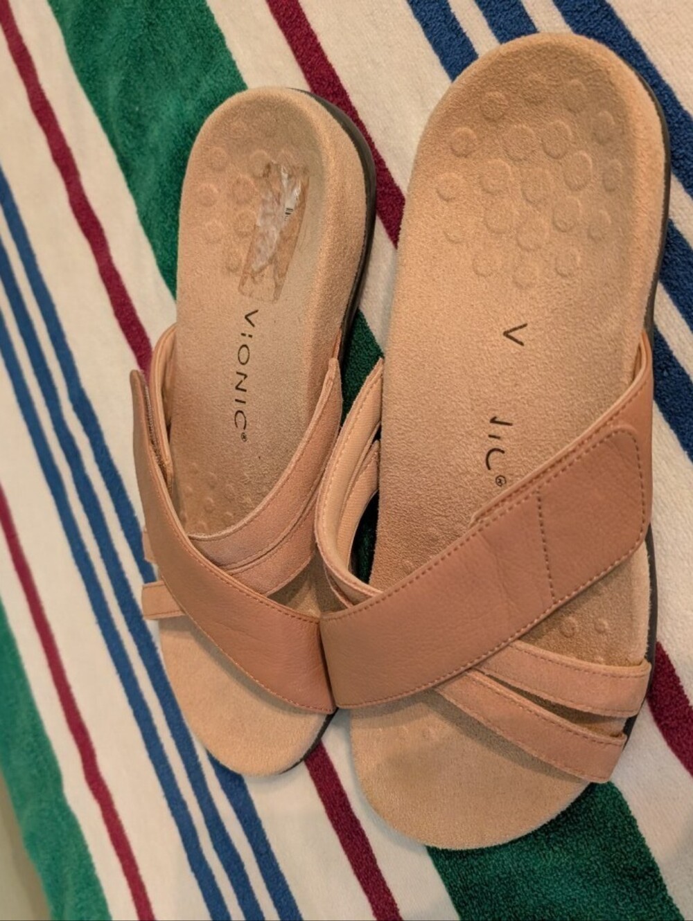 Vionic Women's Blush Cross-Strap Slide Sandals - Picture 3 of 6
